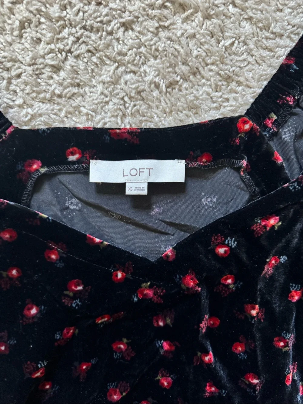 LOFT Black Velvet Puff-Sleeve Blouse with Red Rose Motif